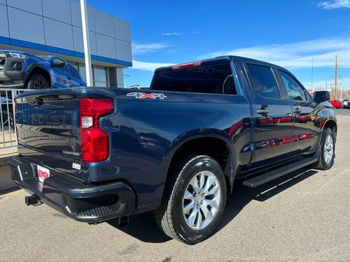 2022 Chevrolet Silverado 1500 Custom