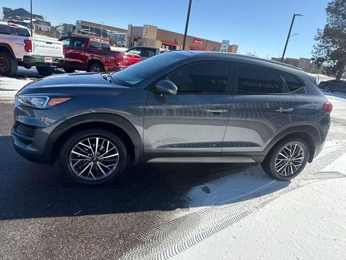 2021 Hyundai TUCSON SEL