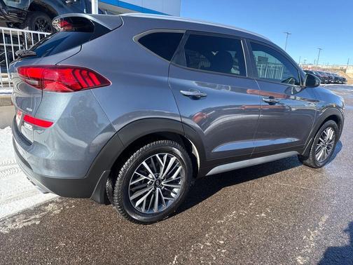 2021 Hyundai TUCSON SEL