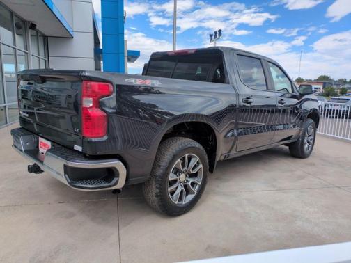 Dark Ash Metallic 2024 Chevrolet Silverado 1500 LT