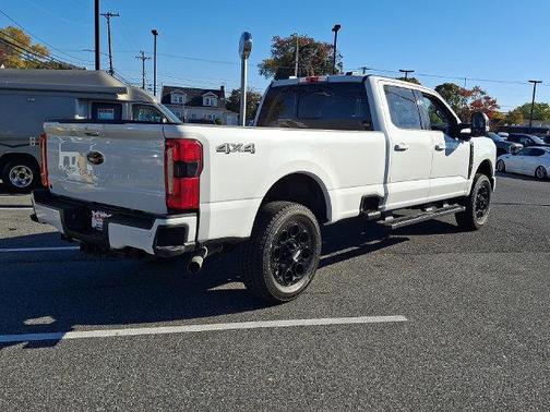 Oxford White 2026 Ford F-250 XLT