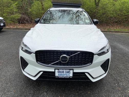 2025 Volvo XC60 Plug-In Hybrid T8 Ultra