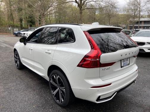 2025 Volvo XC60 Plug-In Hybrid T8 Ultra