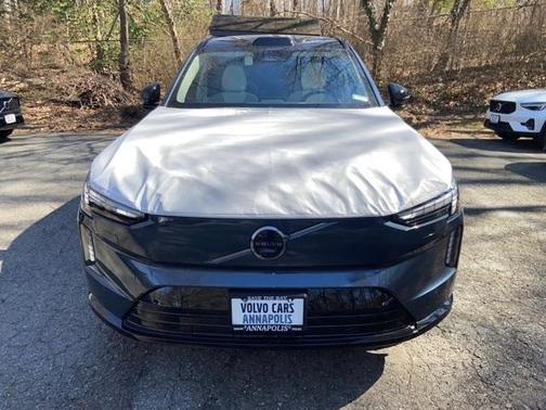 2025 Volvo EX90 Twin Motor Plus