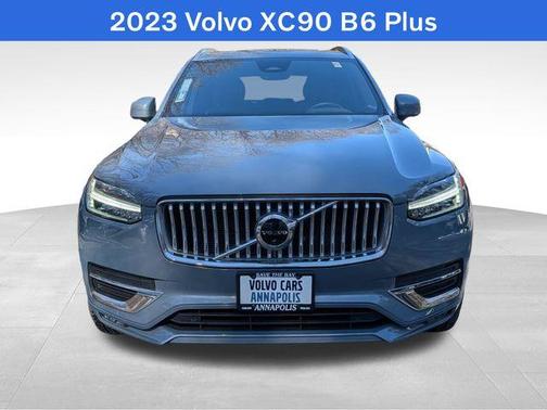 2023 Volvo XC90 B6 Plus 7-Seater