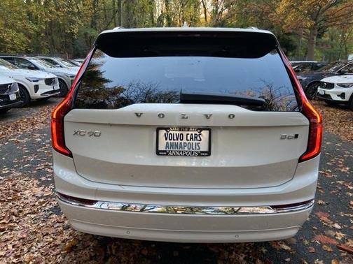 2026 Volvo XC90 B6 Ultra 7-Seater