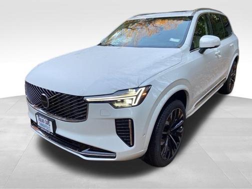 2026 Volvo XC90 B6 Ultra 7-Seater