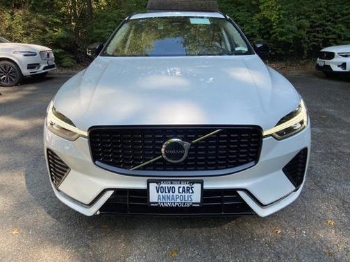 2025 Volvo XC60 B5 Core