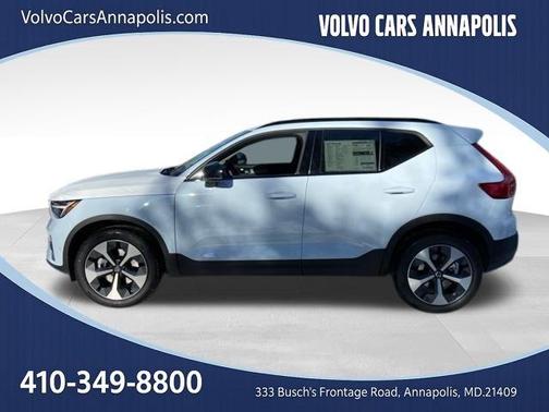 2026 Volvo XC40 B5 Plus