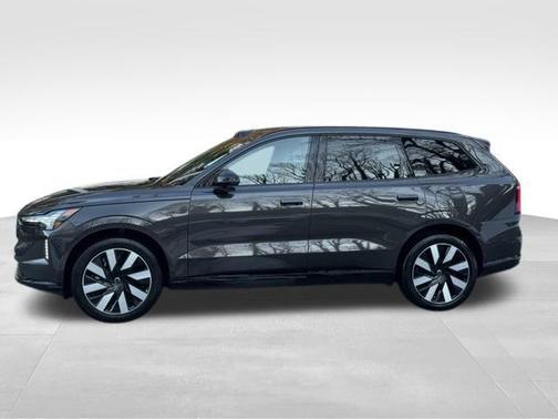 2025 Volvo EX90 Twin Motor Plus