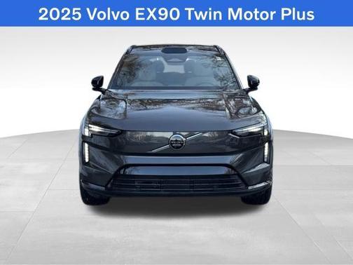 2025 Volvo EX90 Twin Motor Plus