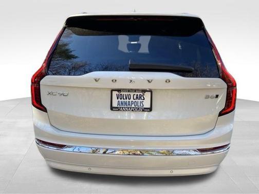 2026 Volvo XC90 B6 Plus 7-Seater