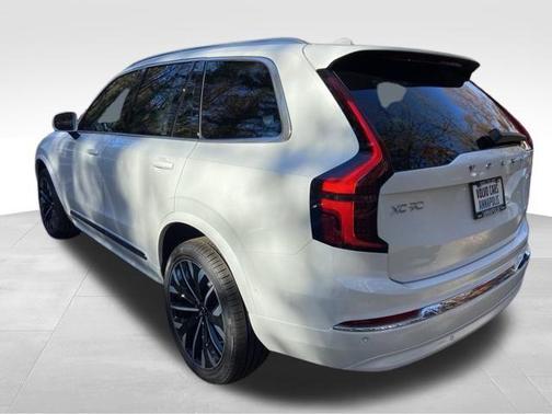 2026 Volvo XC90 B6 Plus 7-Seater