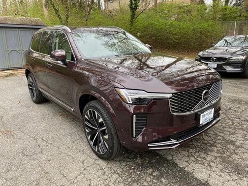 2025 Volvo XC90 B6 Ultra