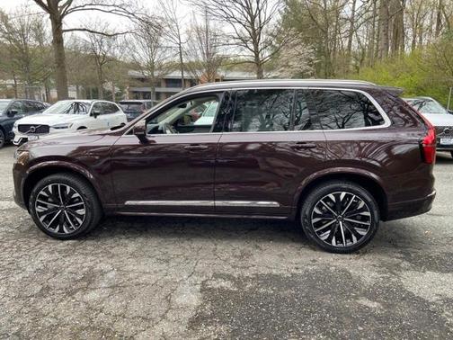 2025 Volvo XC90 B6 Ultra