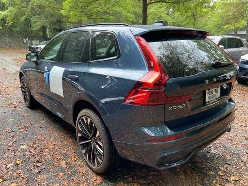 2026 Volvo XC60 B5 Ultra