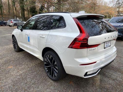 2026 Volvo XC60 B5 Ultra