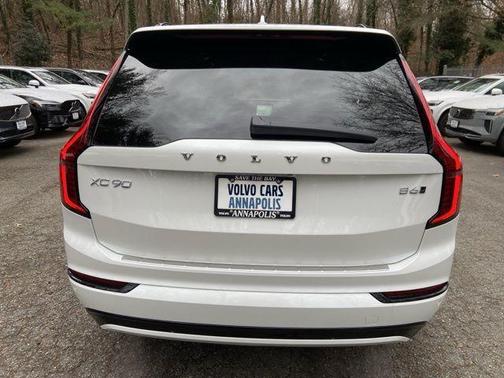 2026 Volvo XC90 B6 Ultra Dark Theme 6-Seater