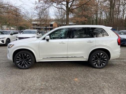 2026 Volvo XC90 B6 Ultra 7-Seater