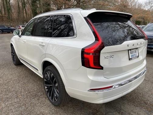 2026 Volvo XC90 B6 Ultra 7-Seater