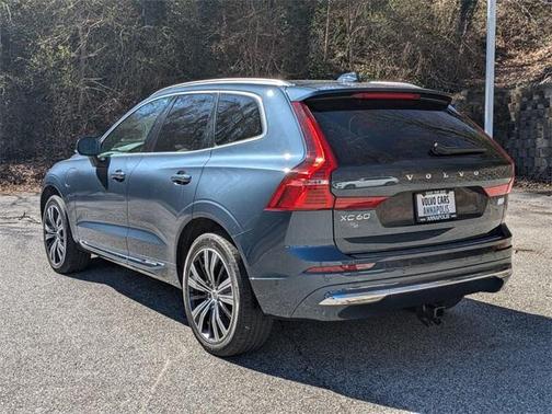 2022 Volvo XC60 Recharge Plug-In Hybrid T8 Inscription