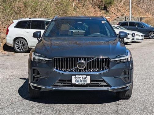 2022 Volvo XC60 Recharge Plug-In Hybrid T8 Inscription