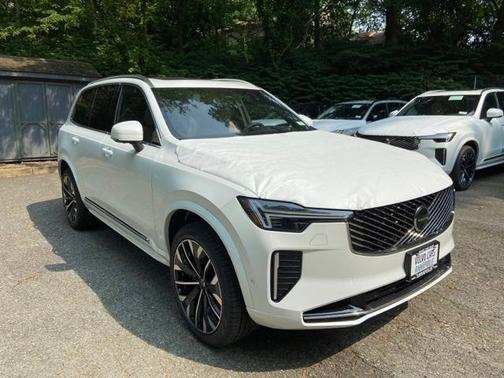2025 Volvo XC90 Plug-In Hybrid T8 Ultra 7-Seater
