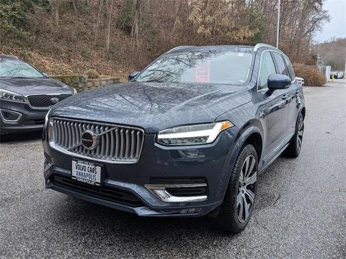 2025 Volvo XC90 B6 Plus 7-Seater