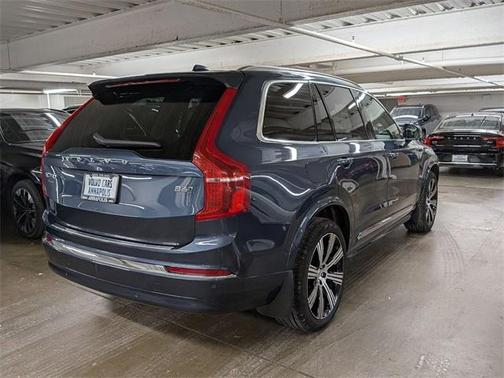 2025 Volvo XC90 B6 Plus 7-Seater