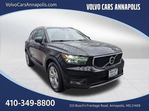 2020 Volvo XC40 T4 Momentum