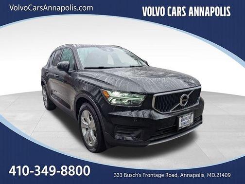 2020 Volvo XC40 T4 Momentum