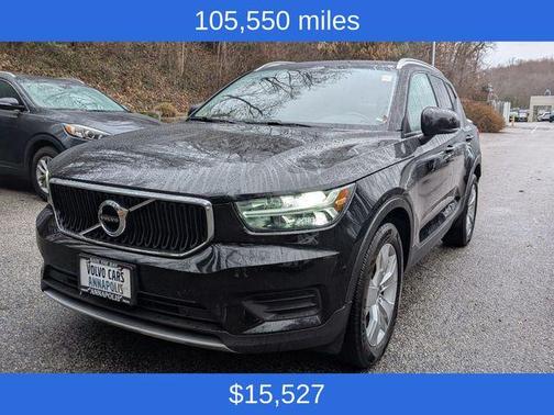 2020 Volvo XC40 T4 Momentum