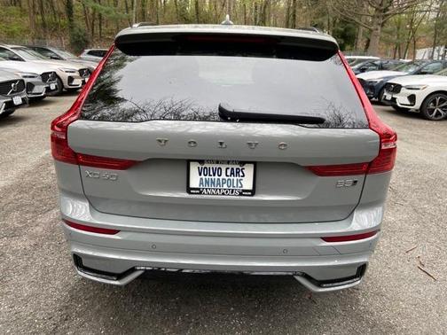2025 Volvo XC60 B5 Ultra