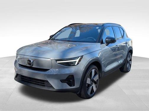 2024 Volvo XC40 Recharge Pure Electric Twin Plus