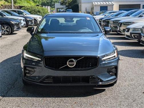 2025 Volvo S60 B5 Core