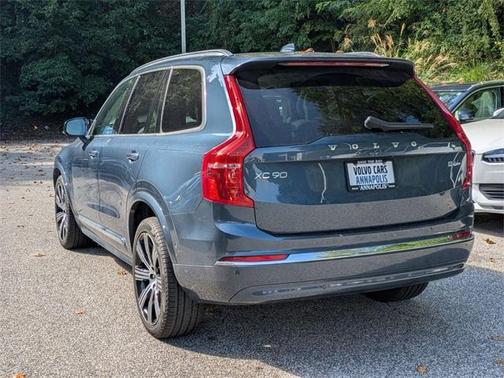 2023 Volvo XC90 B6 Ultimate 7-Seater