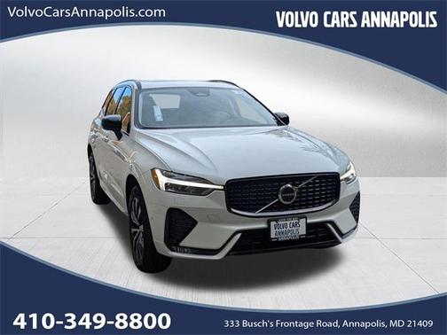 2023 Volvo XC60 B5 Plus Dark Theme
