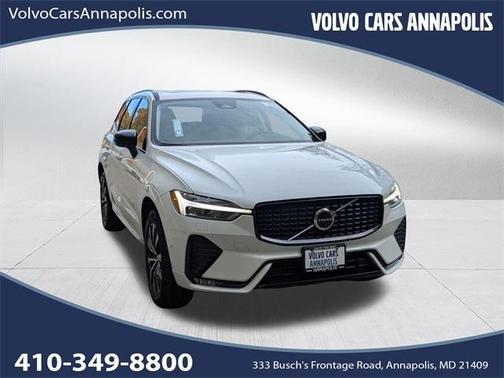2023 Volvo XC60 B5 Plus Dark Theme