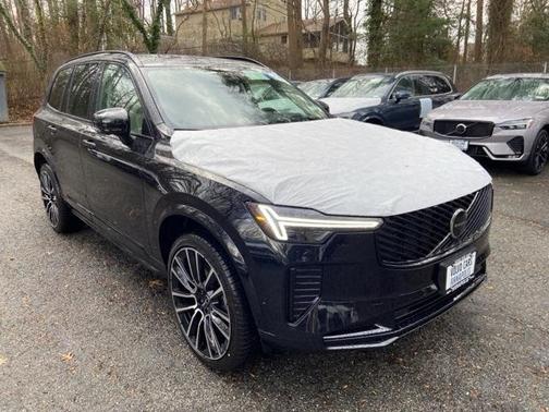 2026 Volvo XC90 B6 Ultra Dark Theme 7-Seater