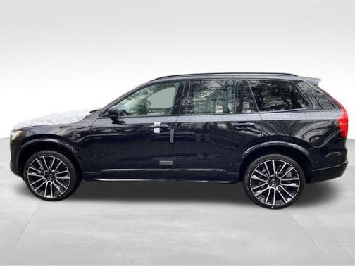 2026 Volvo XC90 B6 Ultra Dark Theme 7-Seater