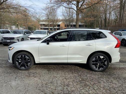 2026 Volvo XC60 B5 Plus