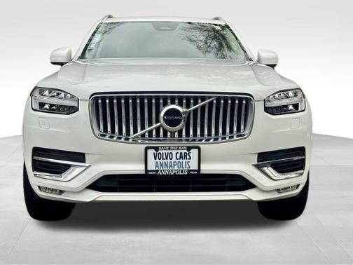 2024 Volvo XC90 B5 Core Bright Theme