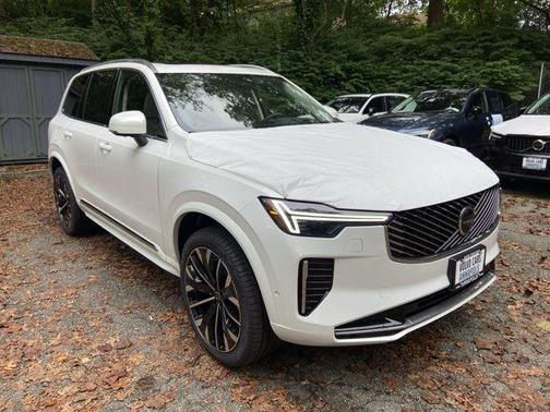 2026 Volvo XC90 B6 Ultra 7-Seater