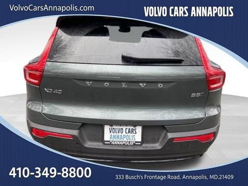 2026 Volvo XC40 B5 Core