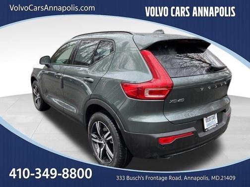 2026 Volvo XC40 B5 Core