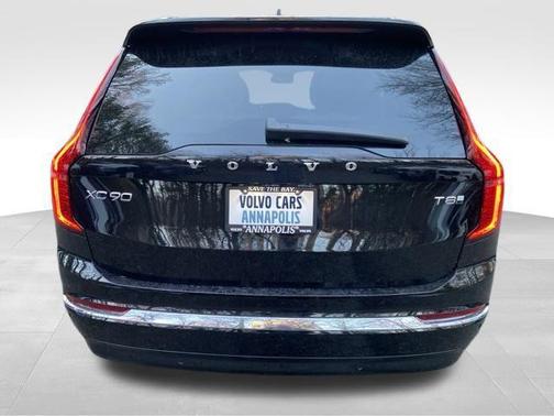 2026 Volvo XC90 Plug-In Hybrid T8 Plus 7-Seater