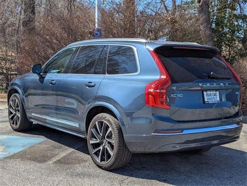 2024 Volvo XC90 B6 Plus Bright Theme 7-Seater