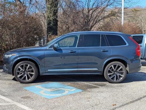 2024 Volvo XC90 B6 Plus Bright Theme 7-Seater