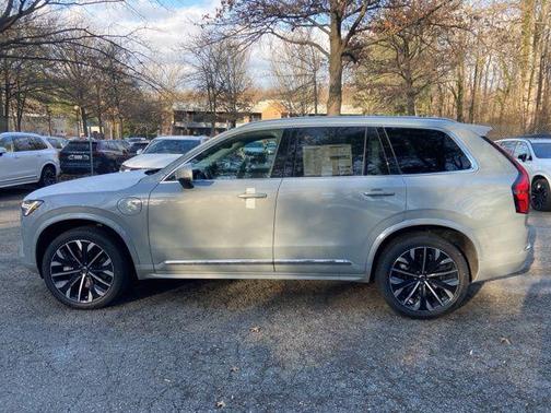 2026 Volvo XC90 Plug-In Hybrid T8 Ultra 6-Seater