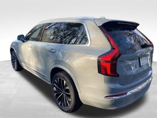 2026 Volvo XC90 Plug-In Hybrid T8 Ultra 6-Seater